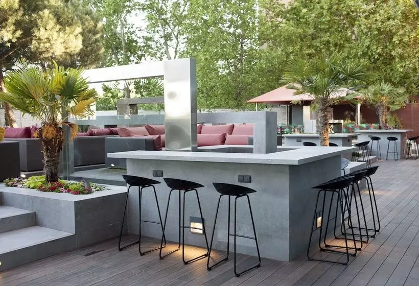 هتل Puerta America