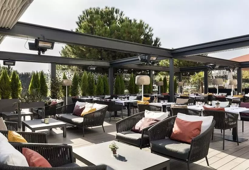 هتل Puerta America