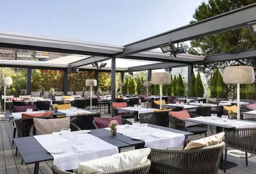 هتل Puerta America