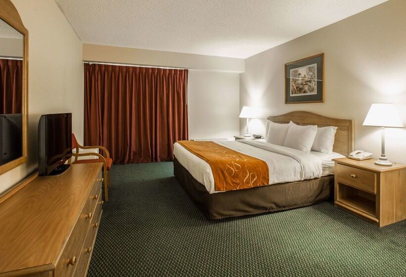 فندق Super 8 By Wyndham Cherokee