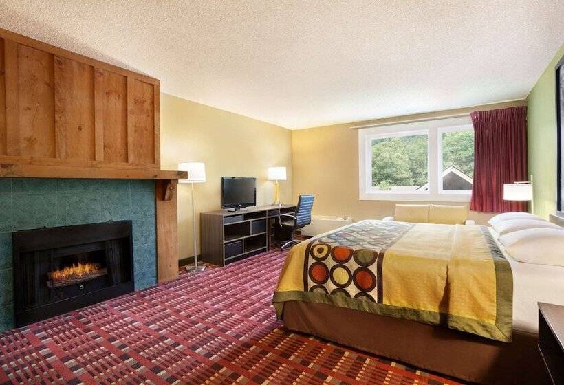 فندق Super 8 By Wyndham Cherokee
