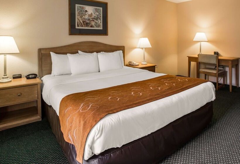 فندق Super 8 By Wyndham Cherokee