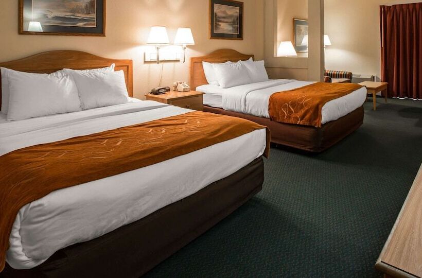 فندق Super 8 By Wyndham Cherokee