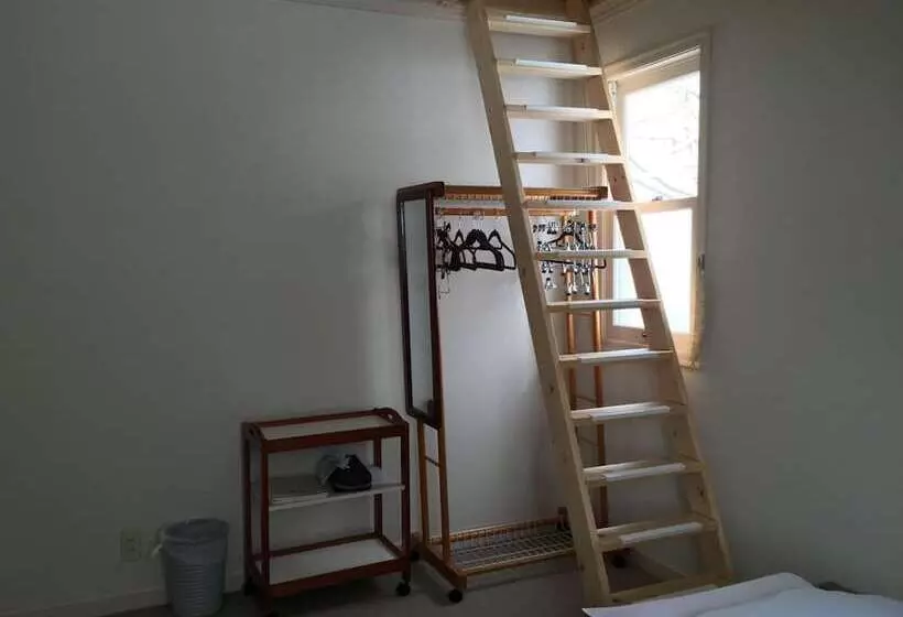 Hotelli Guest House Bunk