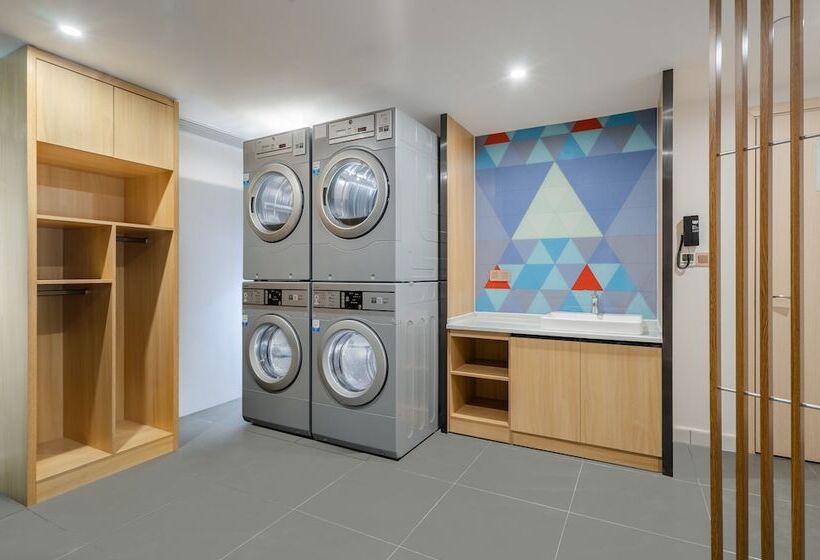 בית מלון כפרי Holiday Inn Express Changsha Shifu, An Ihg