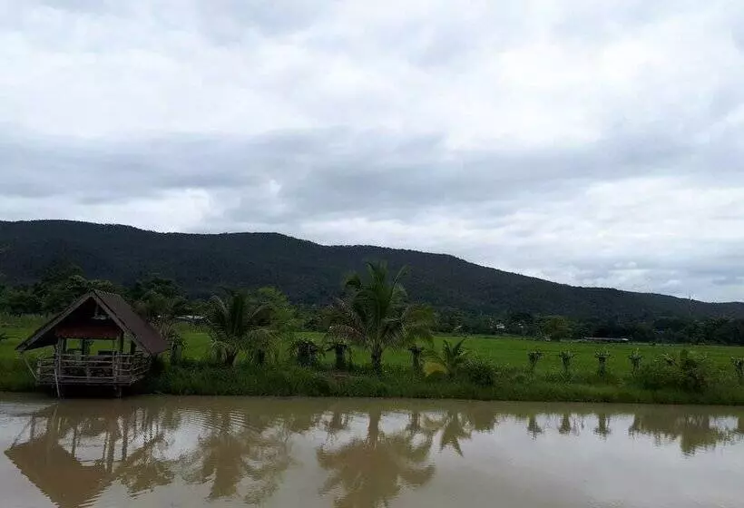هتل Karuna Resort
