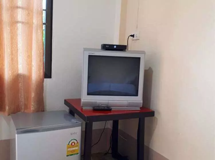 هتل Karuna Resort