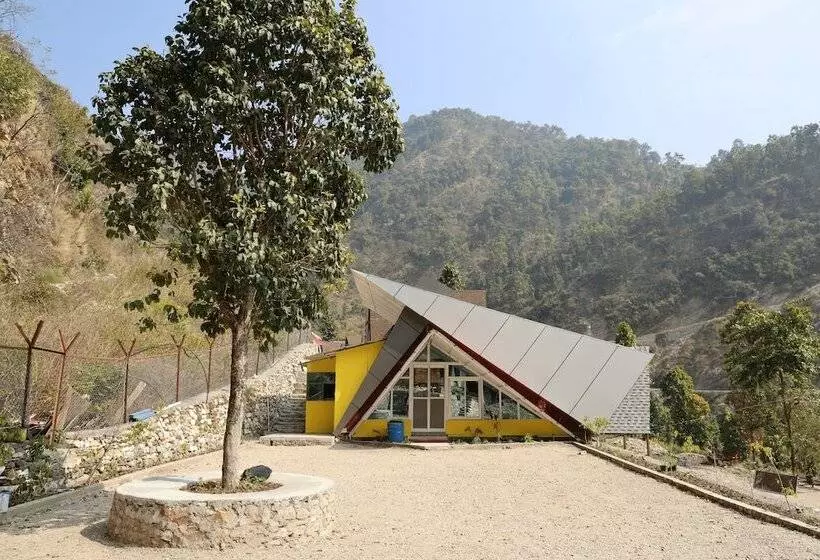 Hotelli Rakatal Rocks Resort