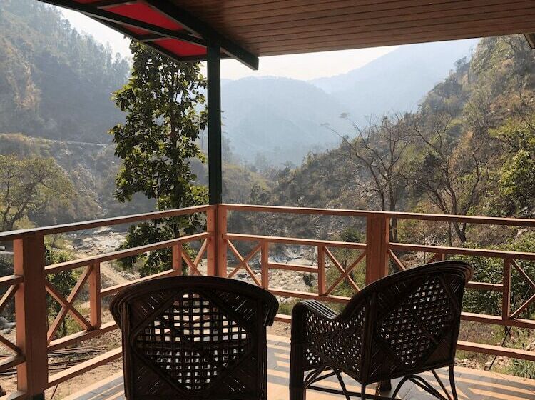 Hotelli Rakatal Rocks Resort