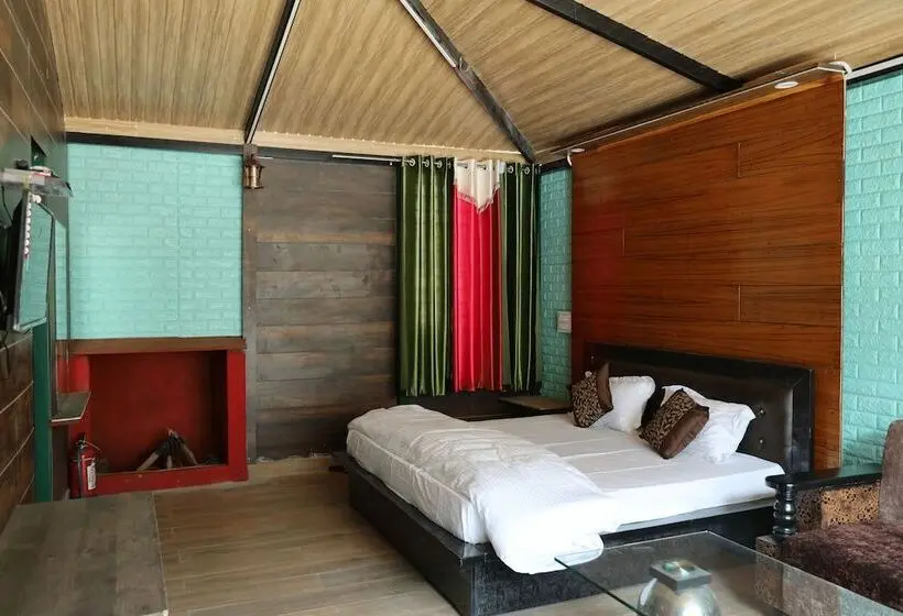 Hotelli Rakatal Rocks Resort