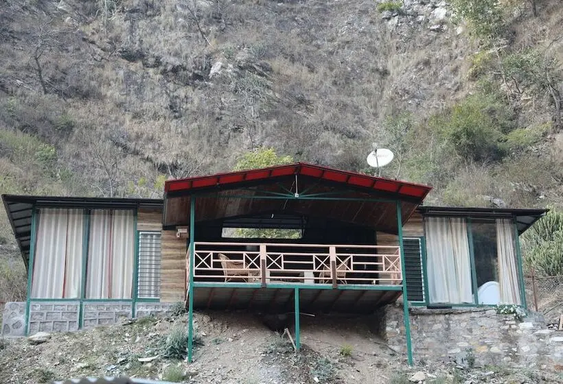 Hotelli Rakatal Rocks Resort