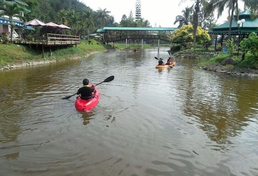 호텔 Tandarason Resort & Country Club