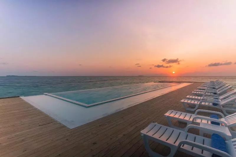 هتل Tauchbasis - Diving Center Werner Lau Bathala