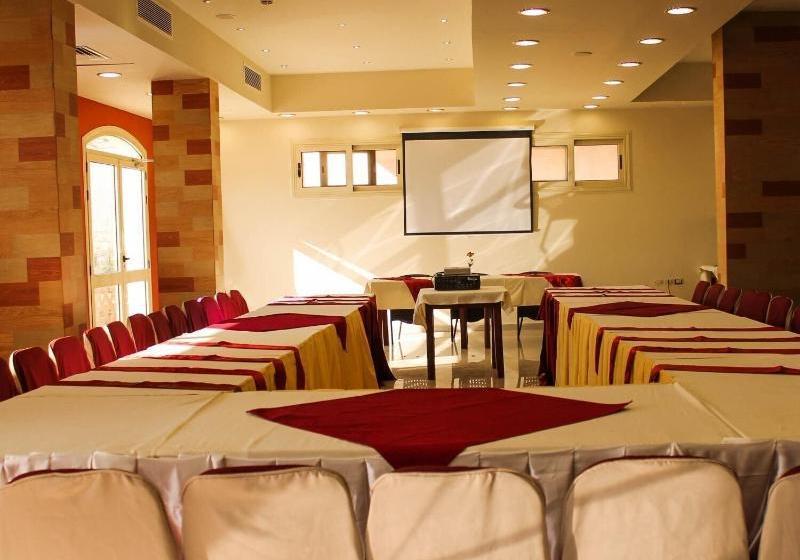 La Sirena Hotel Beach Resort