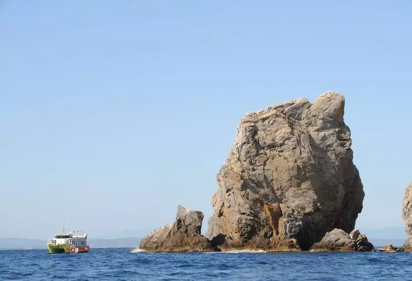 ホテル Ampuria Inn