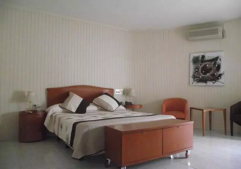 ホテル Ampuria Inn