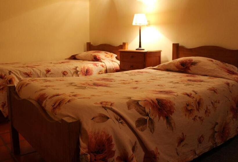 Отель Casas Do Cruzeiro