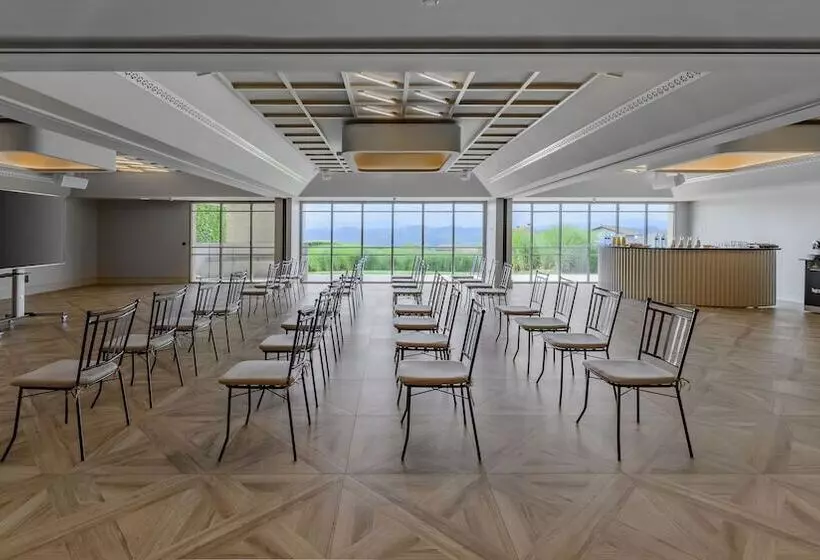 Отель Coolrooms Palacio De Luces