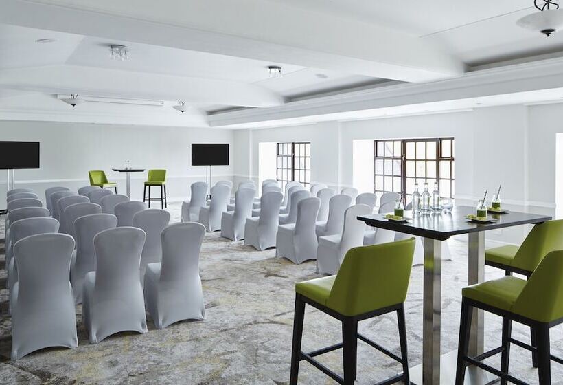 Forest Of Arden Hotel And Country Club