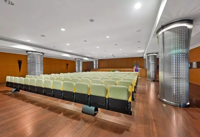 Отель Do Caracol