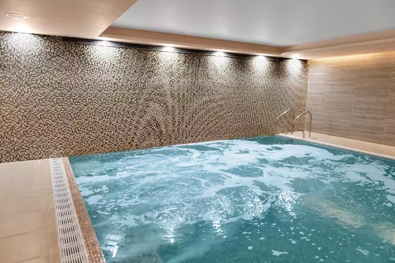 Отель Do Caracol