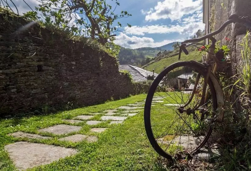 Hotel El Bosque De Las Viñas