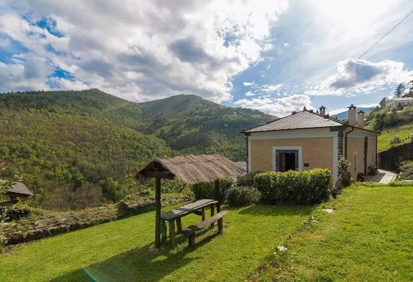 Hotel El Bosque De Las Viñas