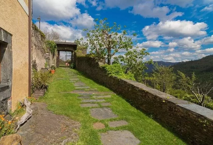 Hotel El Bosque De Las Viñas