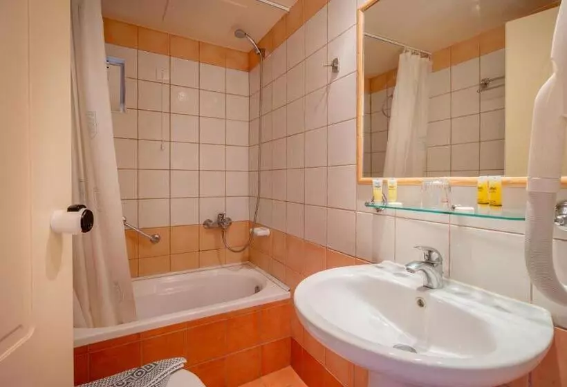 호텔 Lefkoniko Bay