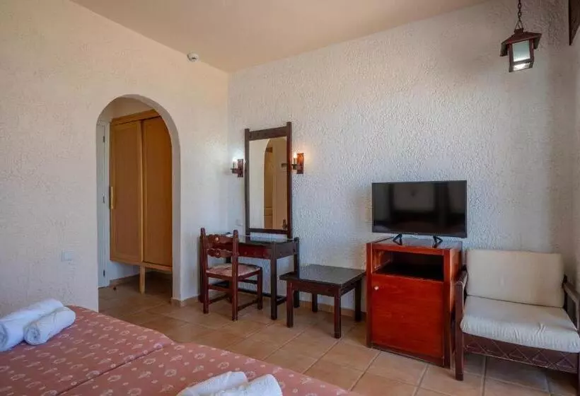 호텔 Lefkoniko Bay