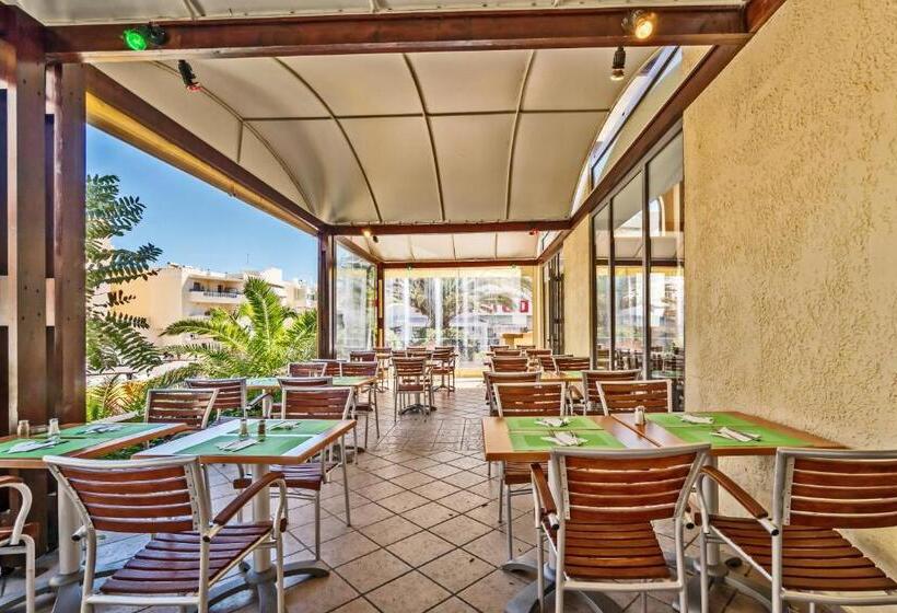 בית מלון כפרי Lefkoniko Bay