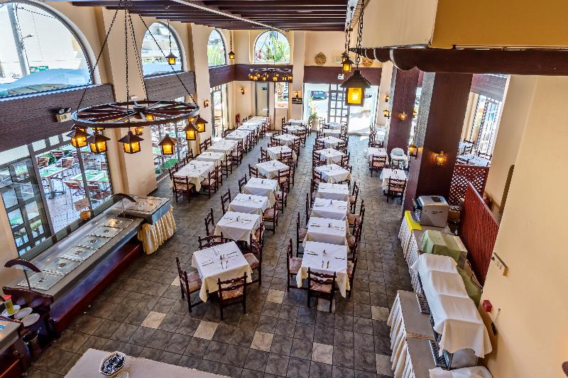 בית מלון כפרי Lefkoniko Bay