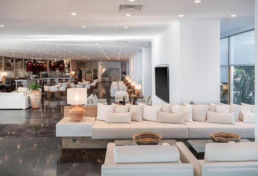 Отель Leptos Panorama