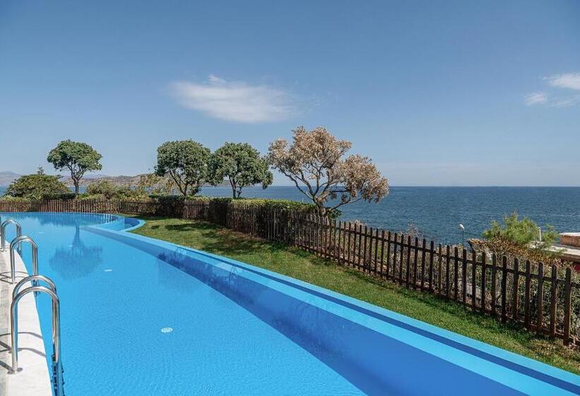 Отель Leptos Panorama