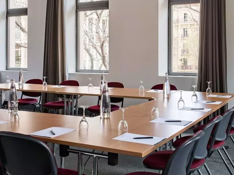 New Hotel Of Marseille   Vieux Port