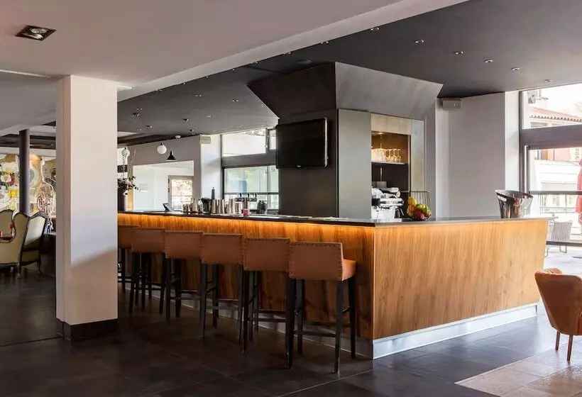 New Hotel Of Marseille   Vieux Port