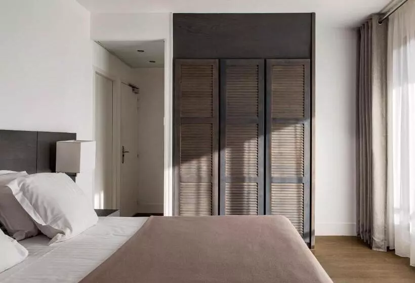 New Hotel Of Marseille   Vieux Port