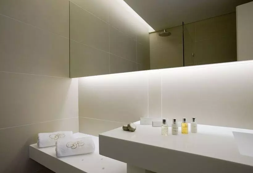 ホテル O&b Athens Boutique