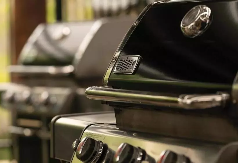 Отель Paniolo Greens Resort