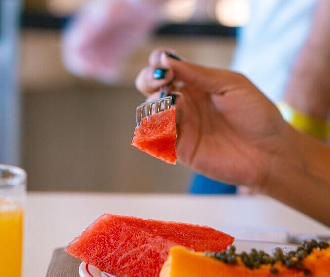 هتل Porto Das Naus Praia