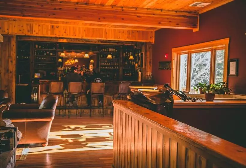 Отель Rainbow Ranch Lodge