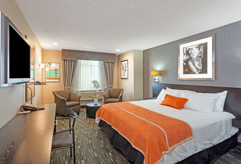 Ramada Plaza By Wyndham West Hollywood Hotel & Suites