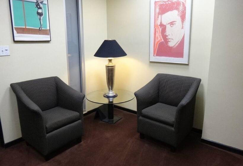 Ramada Plaza By Wyndham West Hollywood Hotel & Suites