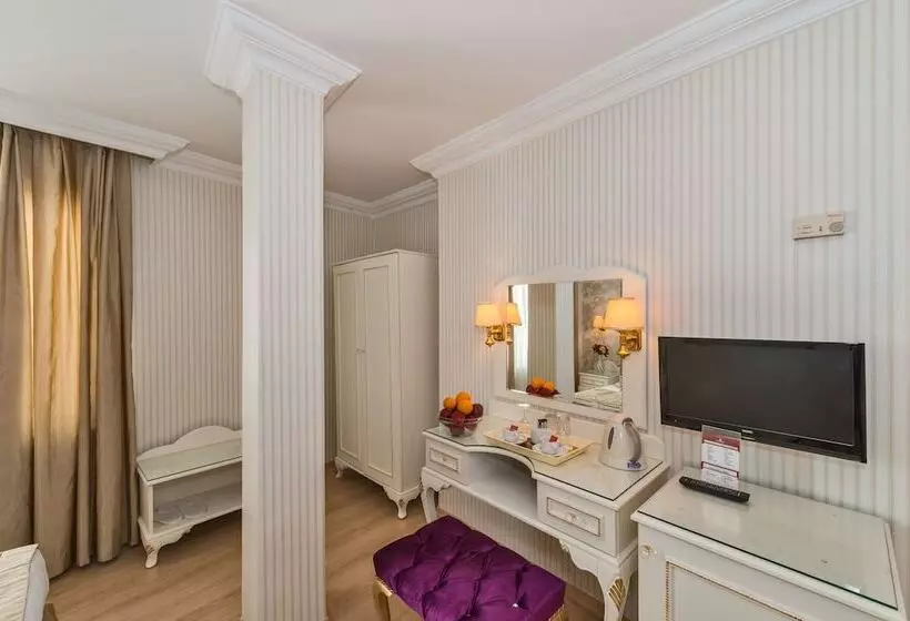 Santa Sophia Hotel   İstanbul