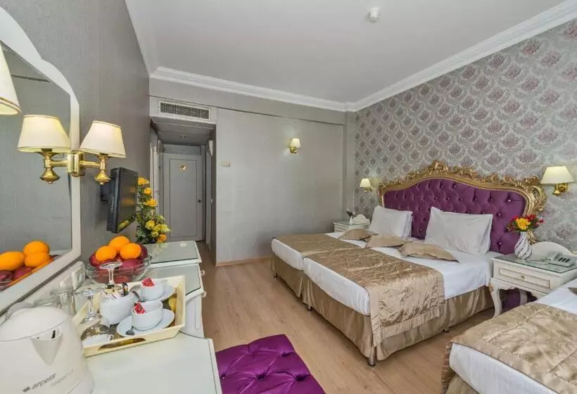 Santa Sophia Hotel   İstanbul