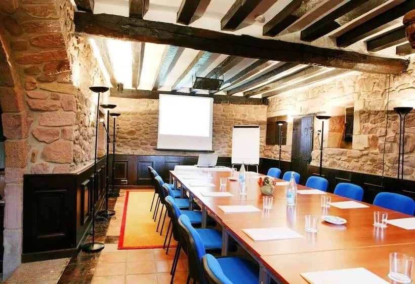 호텔 Señorío De Ursua