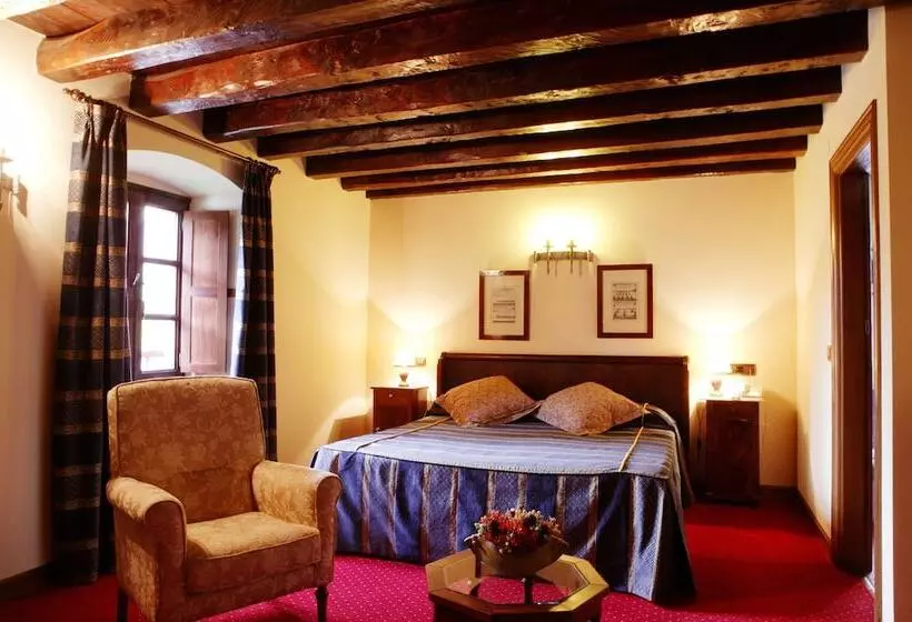 호텔 Señorío De Ursua