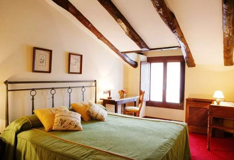 호텔 Señorío De Ursua