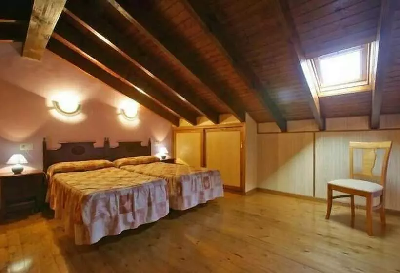 Picu Castiellu Apart