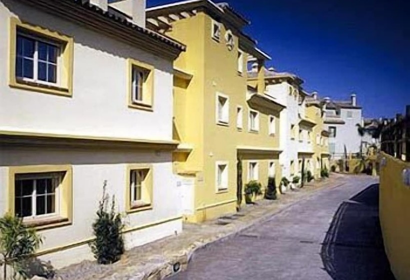 Apartamentos Vista Real